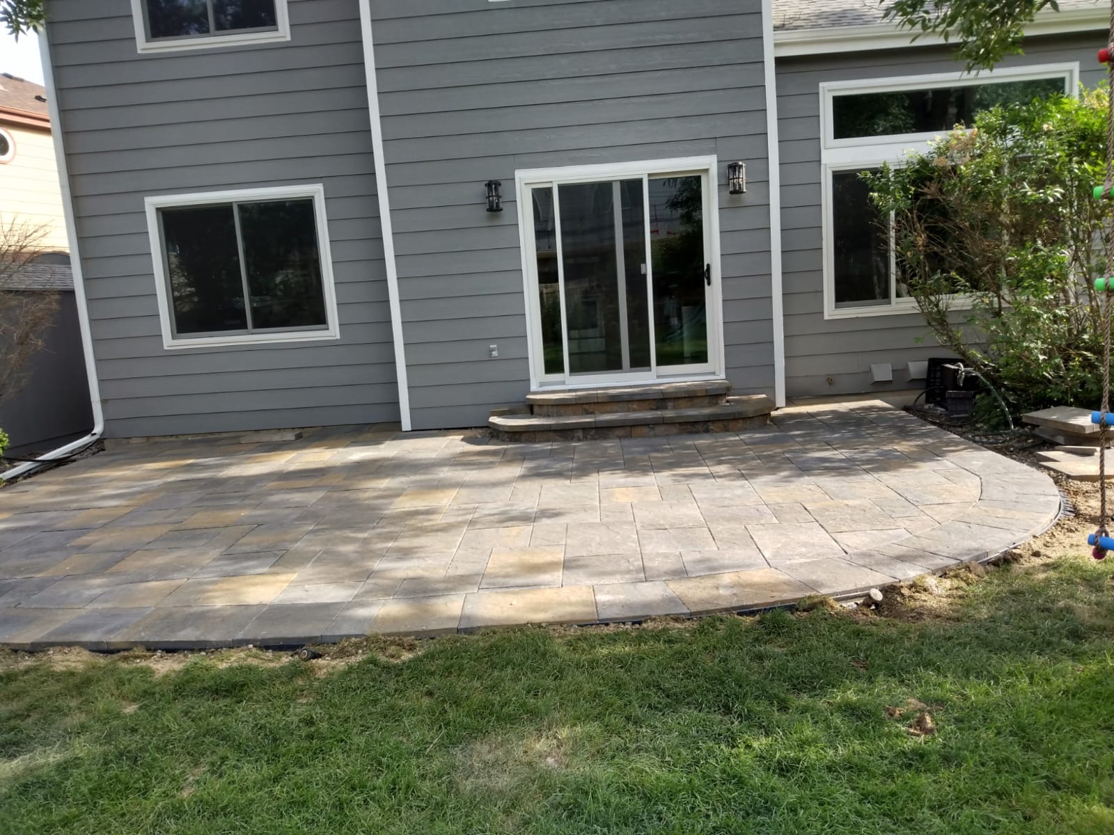 Modern Backyard Patio
